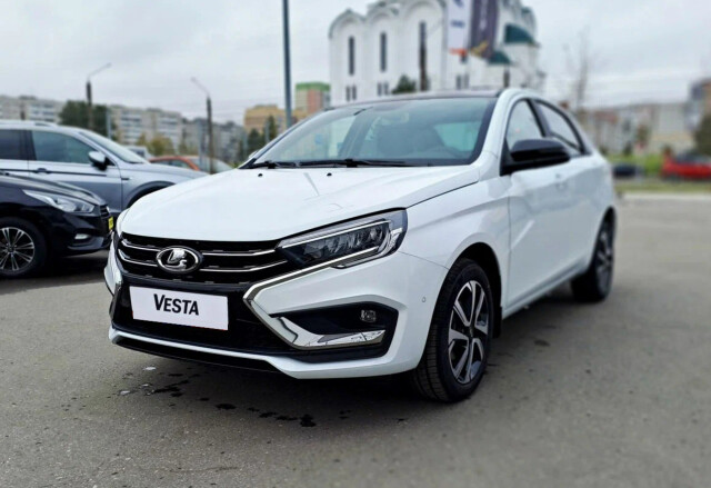 Lada Vesta или «китаец»: что выбрать за те же деньги?
