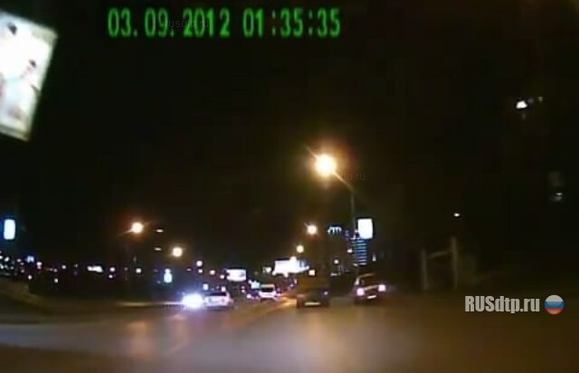 Врезался в столб 