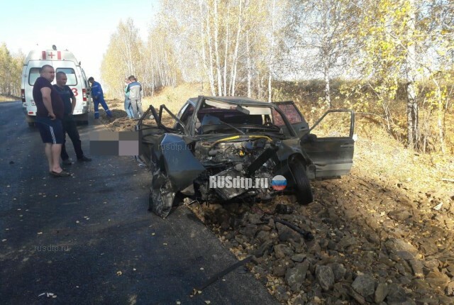 В Башкирии водитель КАМАЗа не уступил дорогу машине с семьей 