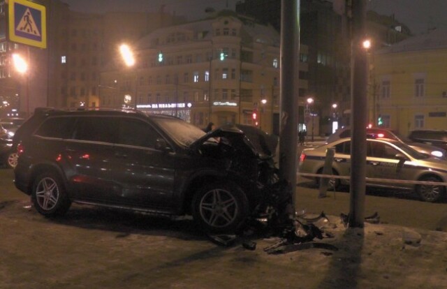 Пьяный водитель сбил двух пешеходов на Садовом кольце 