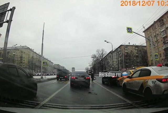 ДТП на Ленинском проспекте