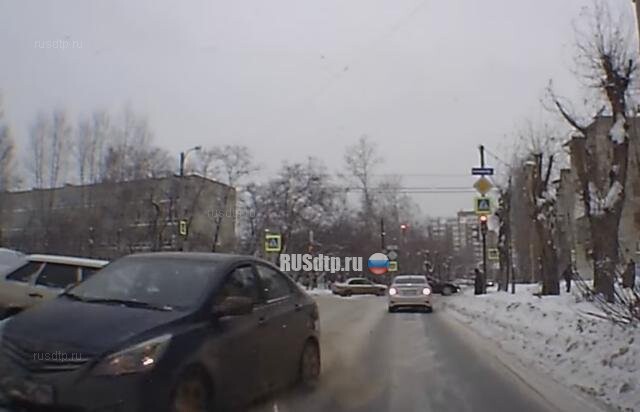 Глаза не туда