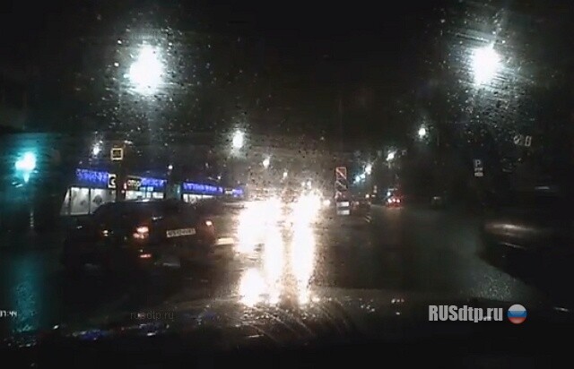 В Смоленске столкнулись четыре автомобиля 