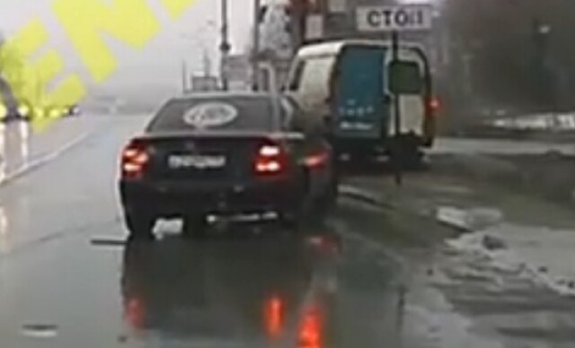 ДТП на светофоре в Пензе: водитель «Газели» не смог затормозить 