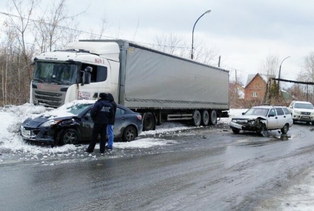 На Урале пьяный водитель врезался в машину начальника ГИБДД 