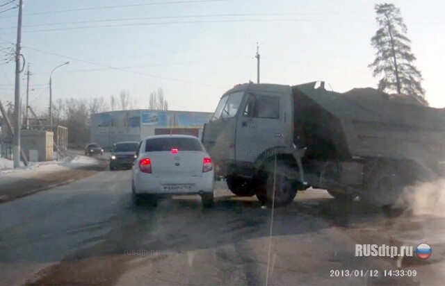 Зачем он так сделал? 