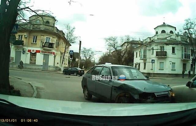 Севастопольский таксист устроил массовое ДТП