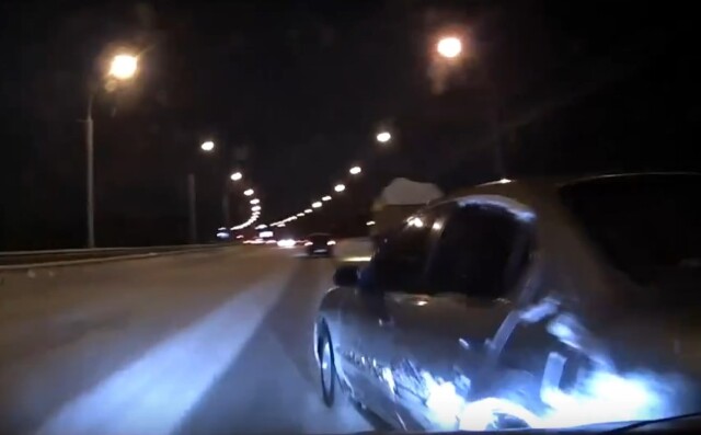 «Просидел в машине до утра»: водитель скрылся с места ДТП в Новосибирске