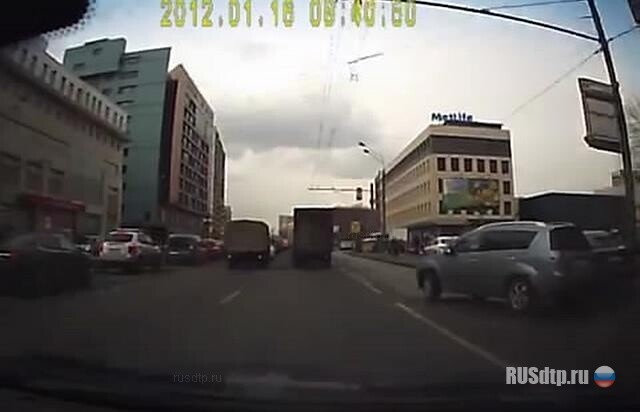 Автор негодуэ 