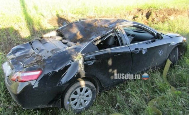 «Toyota Camry» опрокинулась в кювет в Башкирии 