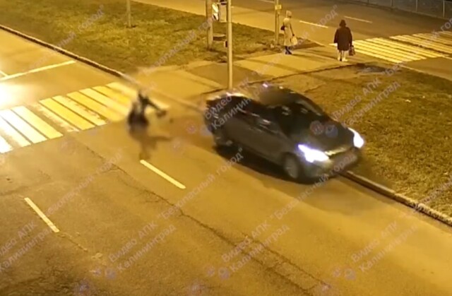В Калининграде 22-летний водитель сбил перебегавшую дорогу 54-летнюю женщину