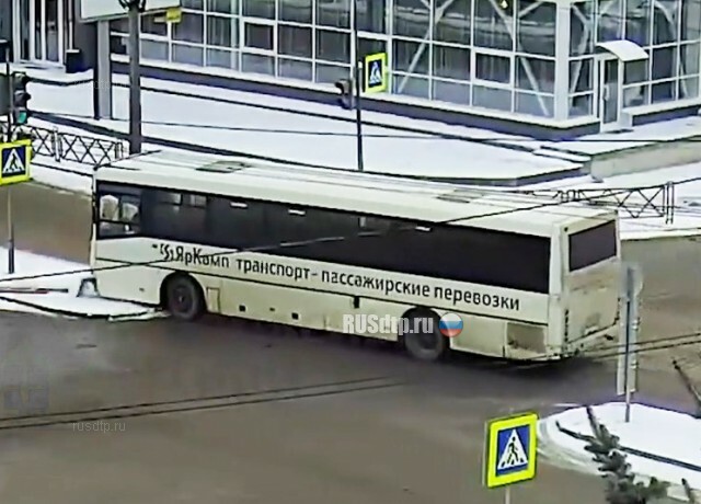 ДТП с автобусом в Ярославле