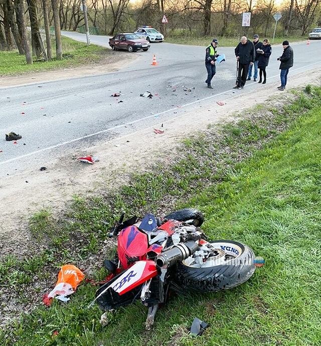 Мотоциклист погиб в ДТП в Сланцах 