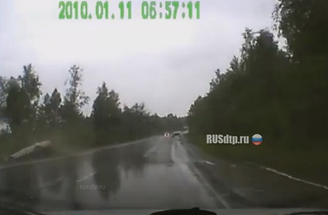 Аквапланирование на лысой резине(с)