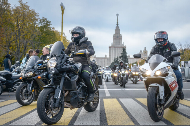 Власти Москвы запретили движение мотоциклов по улицам города 