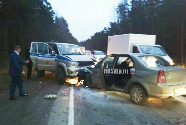 В Ломоносовском районе в ДТП с участием полиции погиб человек 