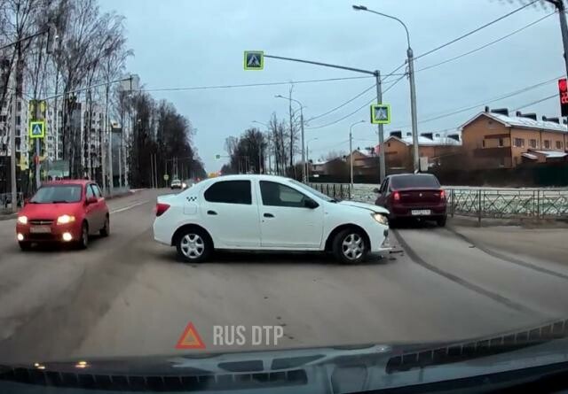 ДТП с участием такси в Обнинске