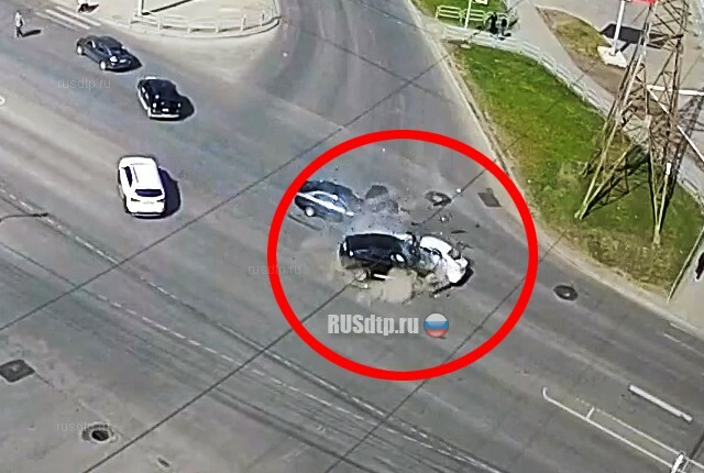 В Челябинске лихач на BMW совершил массовое ДТП. ВИДЕО 