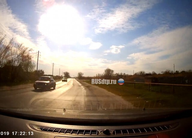 Дебил на встречке 