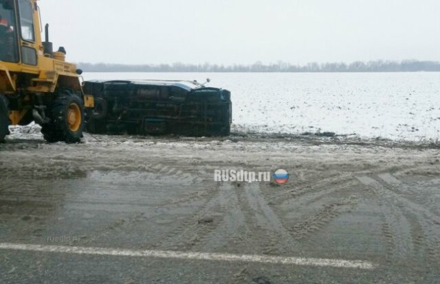 Автобус перевернулся на Кубани. Пострадали 9 человек 