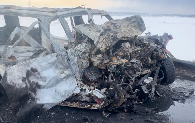 Двое взрослых и двое детей погибли в ДТП в Иркутской области 