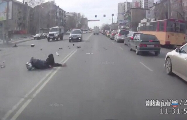 В Челябинске погиб мотоциклист