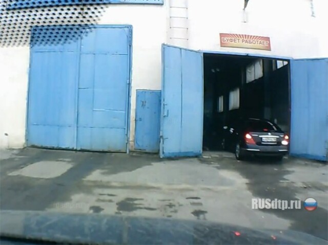 Чуть не попал 