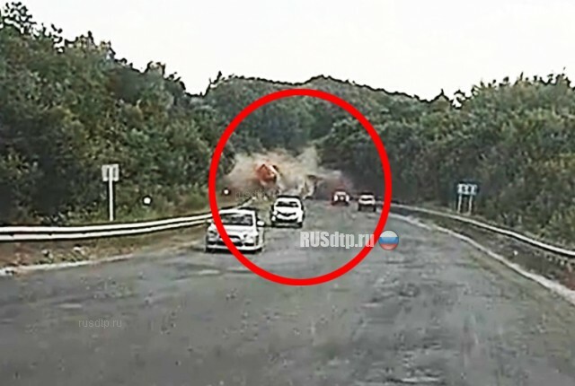 Водители грузовиков погибли в огненном ДТП под Самарой. ВИДЕО 