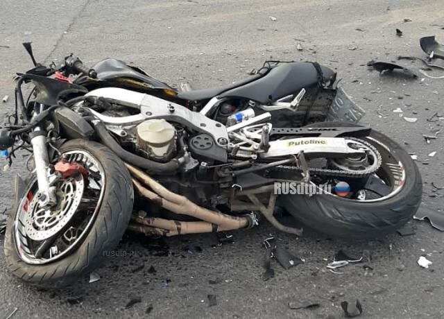 Момент гибели мотоциклиста в Астрахани. ВИДЕО 