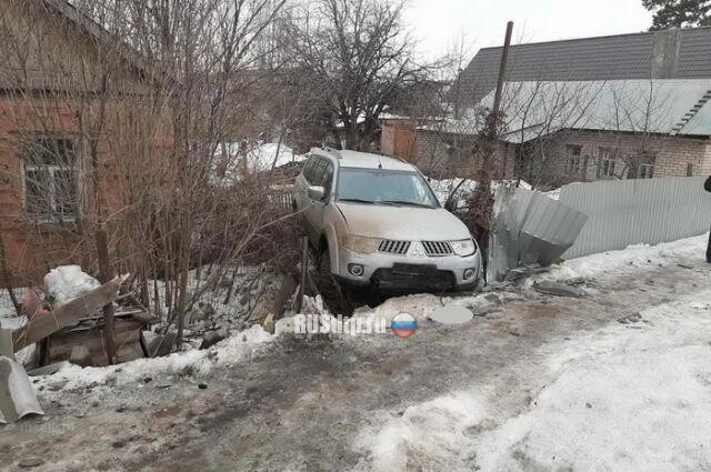 В Бузулуке в массовом ДТП погиб водитель Mitsubishi 