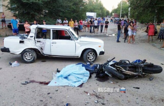 В Волгограде в ДТП погибли два человека 
