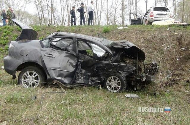 «Лада Калина» и «Мазда» столкнулись под Нижнекамском 