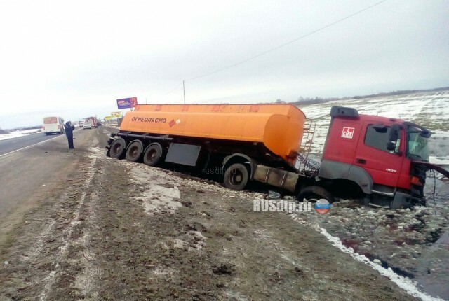 Мужчина погиб в ДТП с бензовозом под Вологдой 