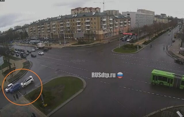 Подтолкнул