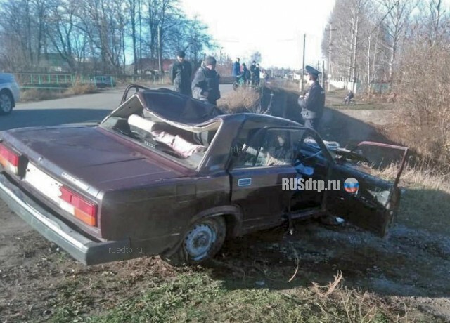 Супруги погибли при падении ВАЗ-2107 с моста в Пензенской области 