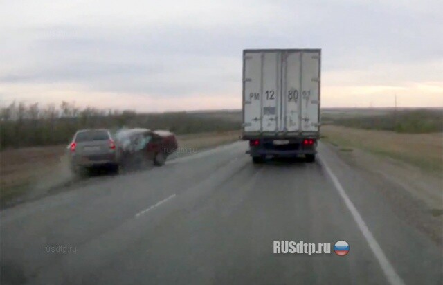 Обгон паровозом закончился плачевно 