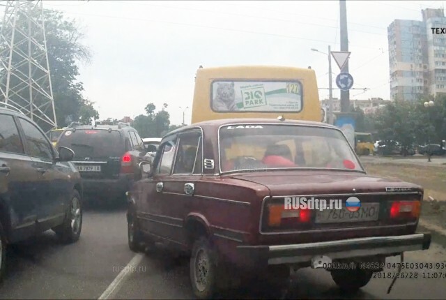 Невменяемый водитель в Одессе