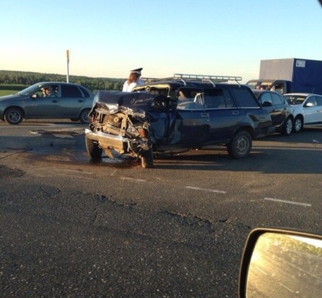 В Удмуртии столкнулись четыре автомобиля 