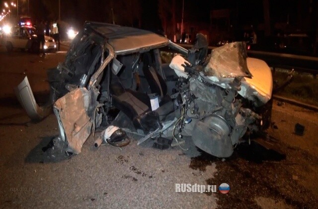 Субару влетел в дерево на трассе Алматы-Каскелен 