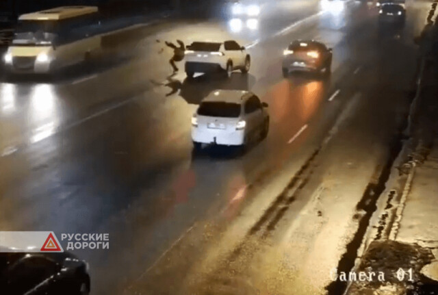 В Полтаве пьяный водитель кроссовера Toyota RAV 4 сбил пешехода и уехал 