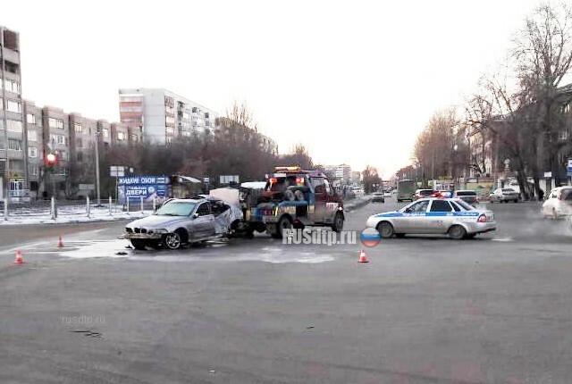 В Омске пьяный лихач на BMW насмерть сбил пешехода и покалечил своего пассажира 