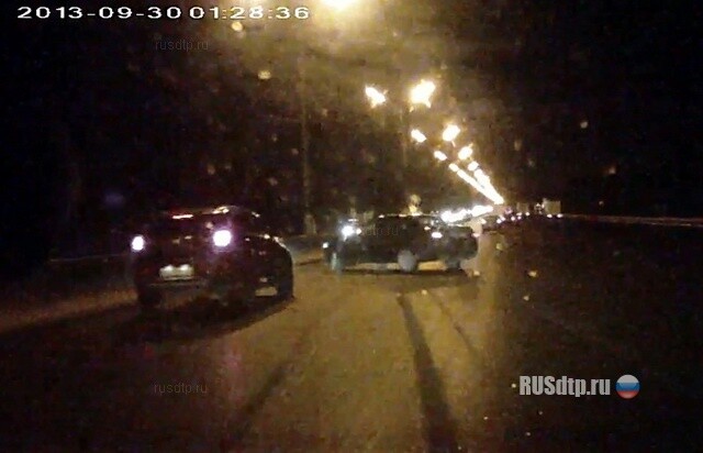 На МКАДе ночью уже скользко 