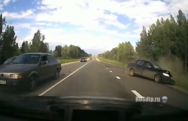 Тенденция уходить на встречную обочину