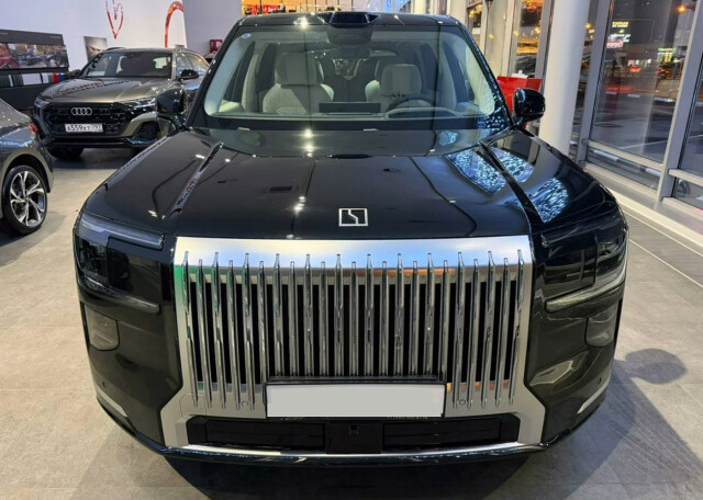 «Китайская роскошь и мощь»: новый гибридный монстр завоевывает российский рынок 