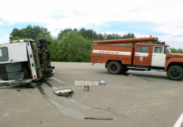 В Рязанской области пенсионер на «Ниссане» протаранил маршрутку. 12 человек пострадали 