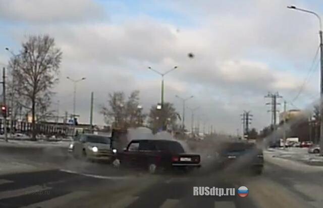 Два ВАЗа столкнулись в Челябинске