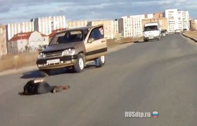 Надо по сторонам смотреть 