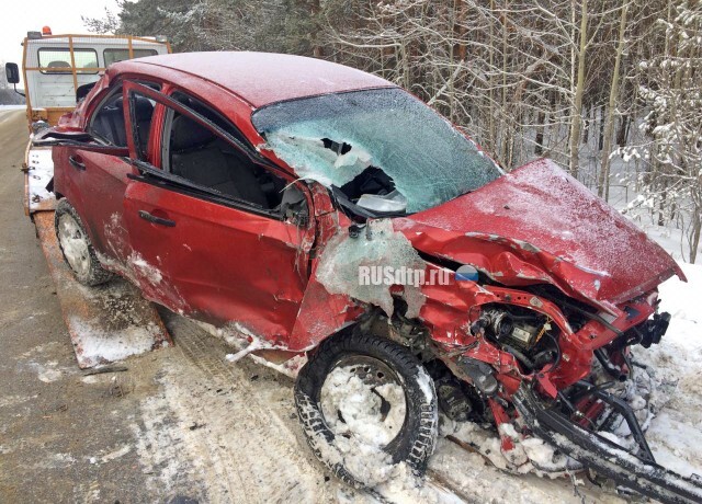 Женщина столкнулась с «ГАЗелью» в Свердловской области 