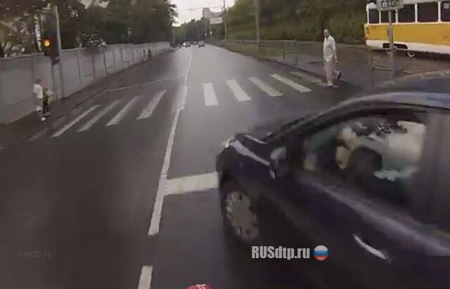 Встреча Форда и мотоцикла 