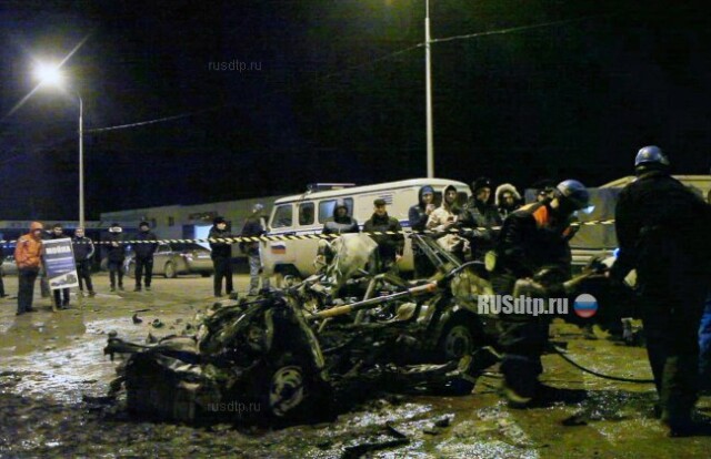 ВАЗ-21099 взорвался после столкновения с грузовиком в Черкесске 
